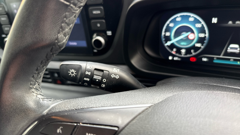 Hyundai i20 1.0T GDi 48V MHD SE Connect 5dr Petrol Hatchback